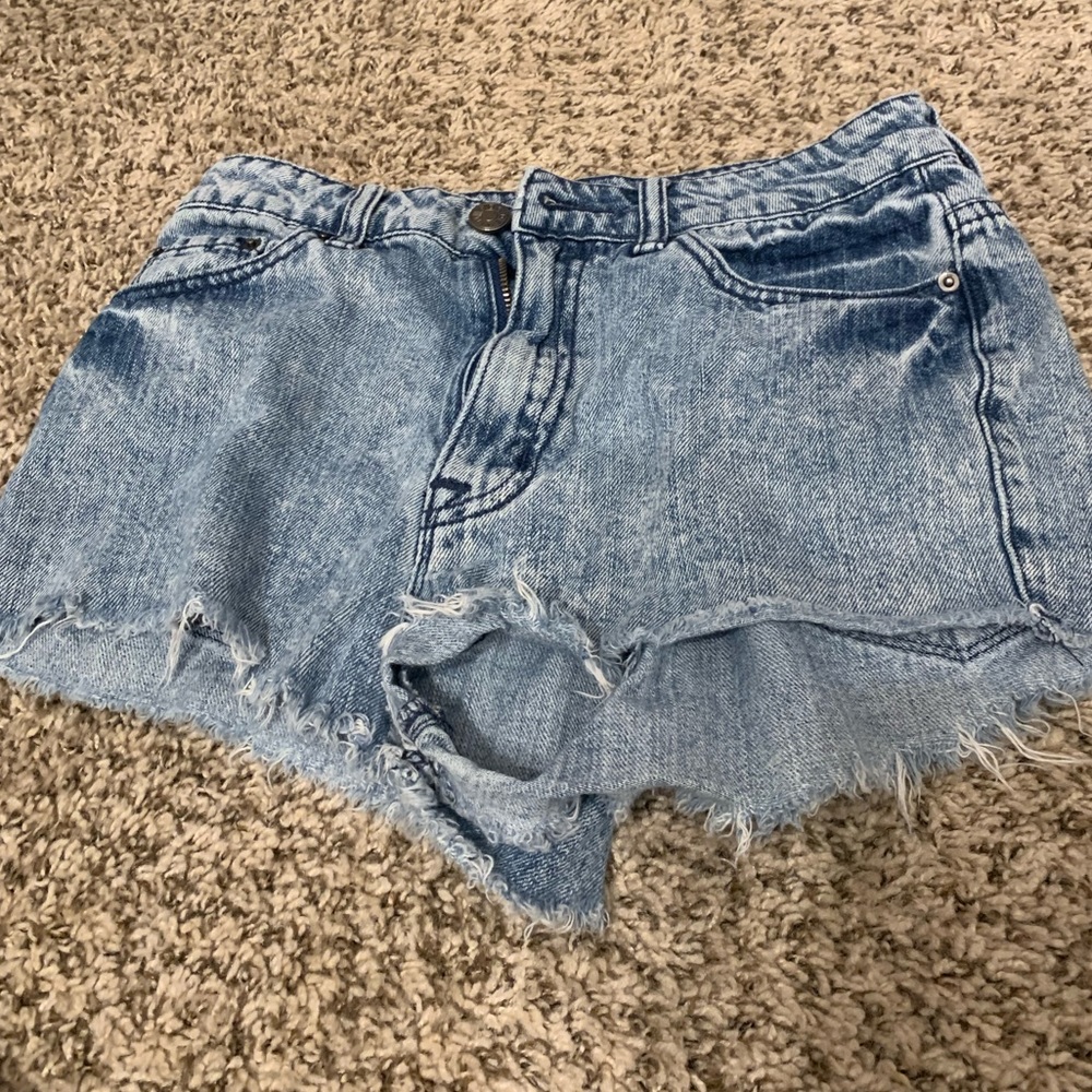 UO high waisted shorts